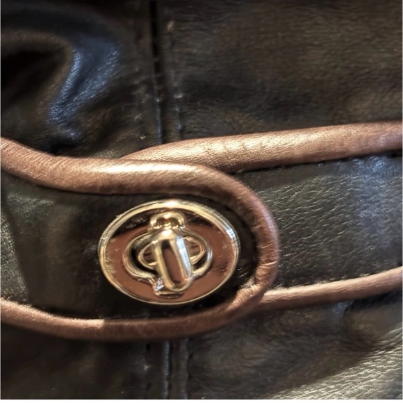 Coach Black with Brown Trim Leather Turnlock Bucket Hat Size M/L - Picture 4 of 4
